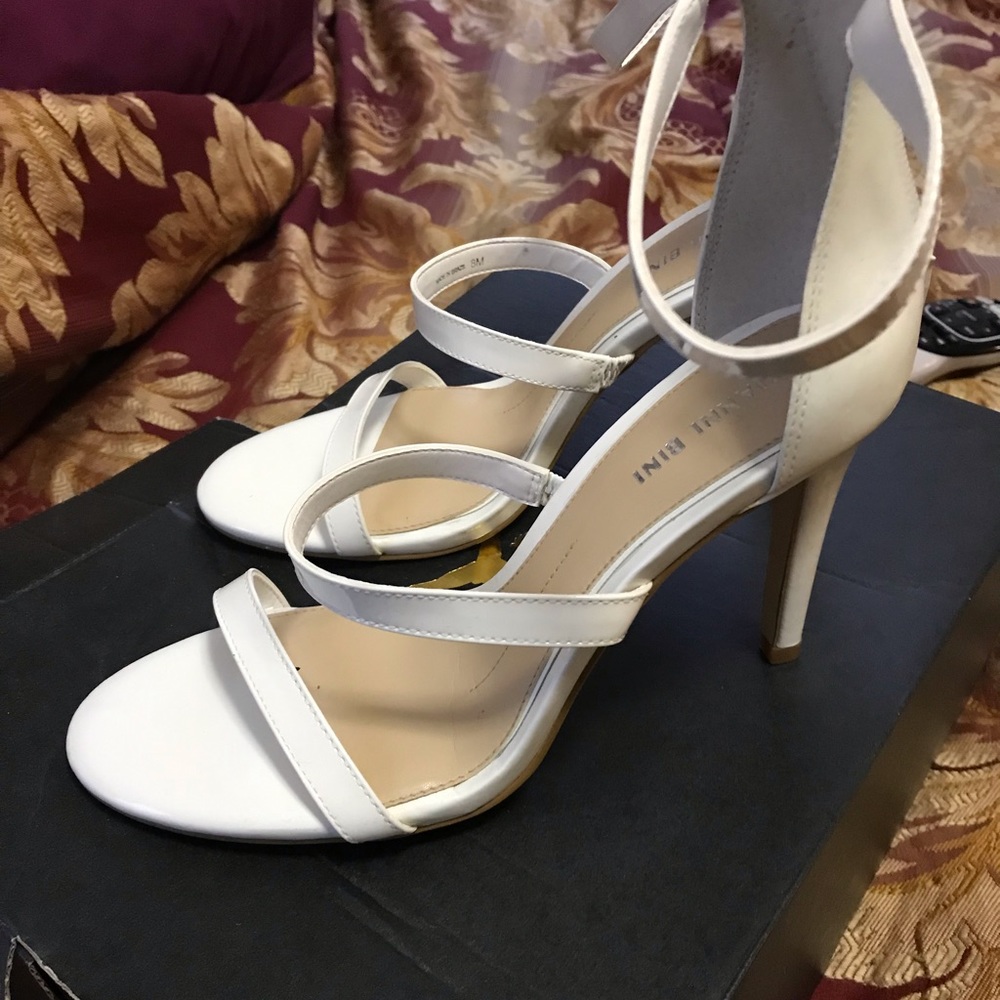 Shoes - Picture 2 of 2